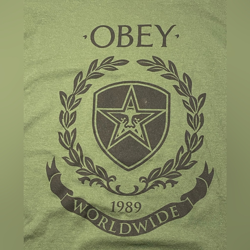 Obey Men’s Tee Medium Army Green - Picture 3 of 5